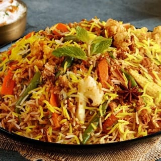 Awadhi Veg Biryani (Medium)